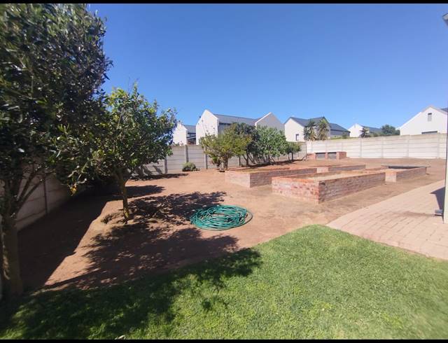 3 BEDROOM HOUSE FOR SALE IN BAYVIEW